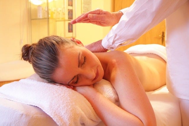Recover Your Youthful Skin from the Effects of Traveling